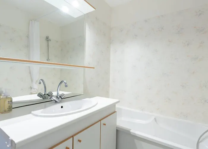 6 Personnes Avec Piscine A Peyragudes - Fr-1-695-67