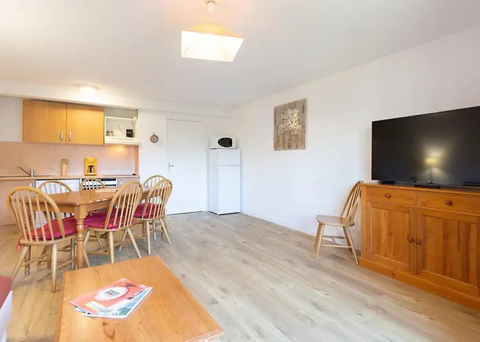 6 Personnes Avec Piscine A Peyragudes - Fr-1-695-67 Gouaux-de-Larboust